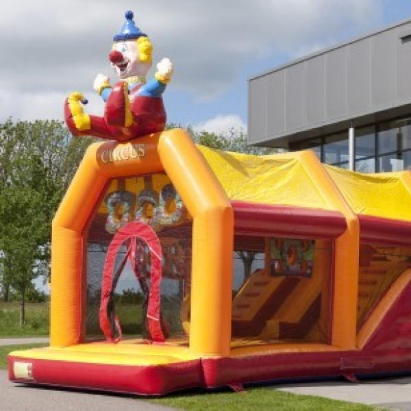 Shooting clown 8,5m x 5m